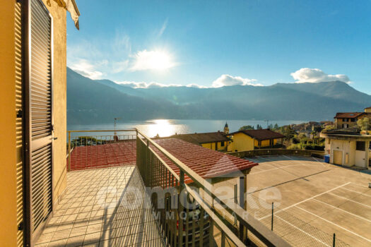 Villino indipendente vicino al lago a Laglio