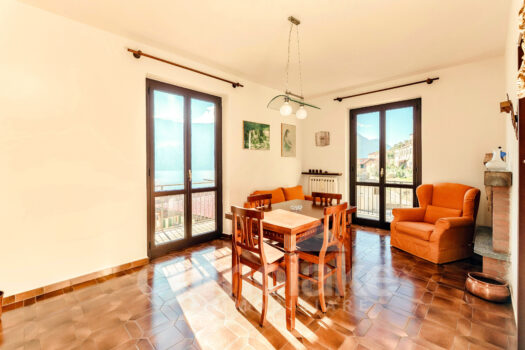 Villino indipendente vicino al lago a Laglio