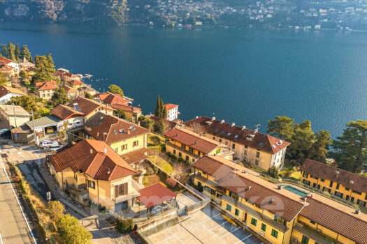 Villino indipendente vicino al lago a Laglio