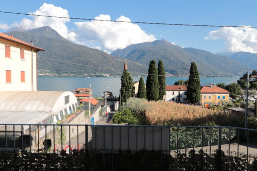 Appartamento in residence con Piscina a Pianello del lario