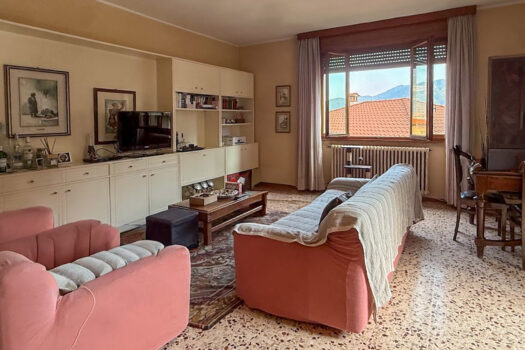 Appartamento con garage in centro Menaggio