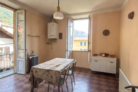 Appartamento in villa d’epoca con giardino in Tremezzina