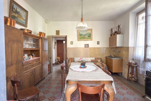 Appartamento in villa d’epoca con giardino in Tremezzina