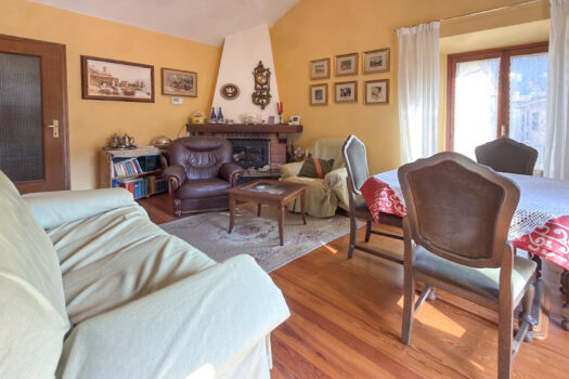 Appartamento con garage in centro Menaggio con vista lago