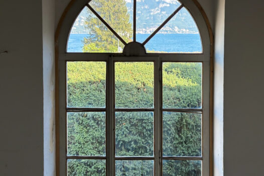 Appartamento con garage in centro Menaggio con vista lago