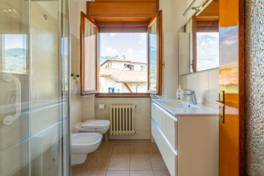 Casa indipendente con giardino e vista lago a Menaggio