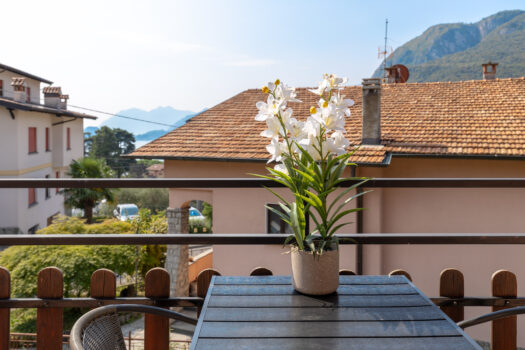 Casa indipendente con giardino e vista lago a Menaggio