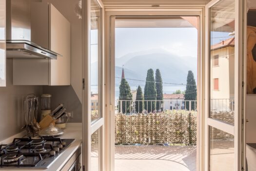 Appartamento in residence con Piscina a Pianello del lario