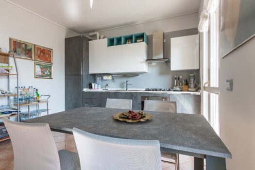 Appartamento in residence con Piscina a Pianello del lario