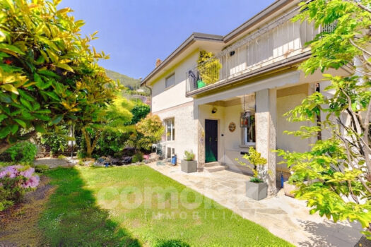 Appartamento in villa con giardino a Cernobbio