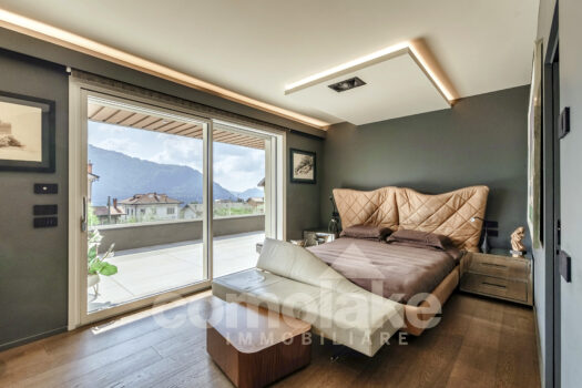 Appartamento moderno in villa con giardino a Cernobbio