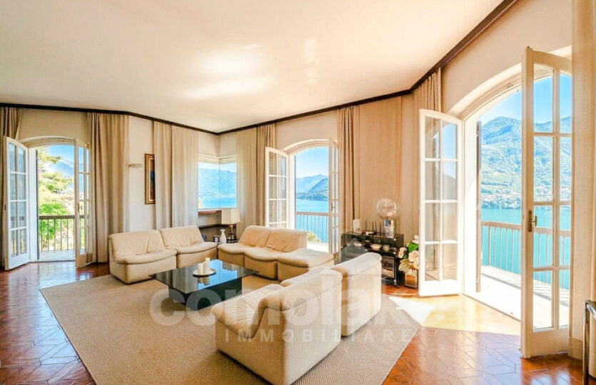 Villa con magnifica vista lago a Moltrasio