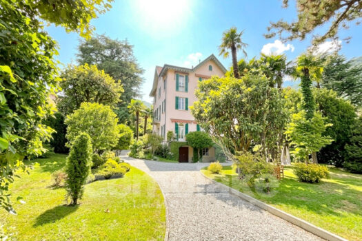 Appartamento in villa storica in centro a Cernobbio