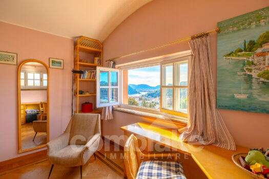 Villa indipendente con giardino e piscina a Cernobbio