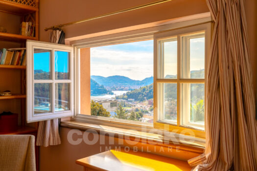 Villa indipendente con giardino e piscina a Cernobbio