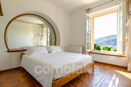 Villa indipendente con giardino e piscina a Cernobbio