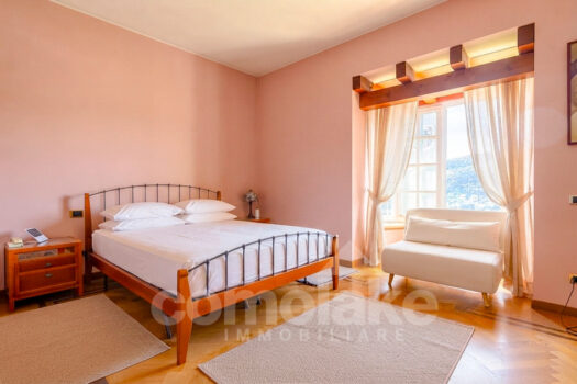 Villa indipendente con giardino e piscina a Cernobbio