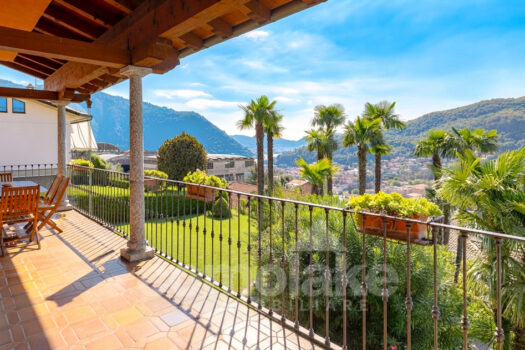 Villa indipendente con giardino e piscina a Cernobbio