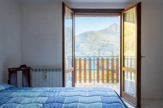 Villa con splendida vista lago a San Siro – vicino al lago