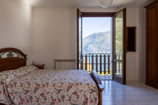 Villa con splendida vista lago a San Siro – vicino al lago