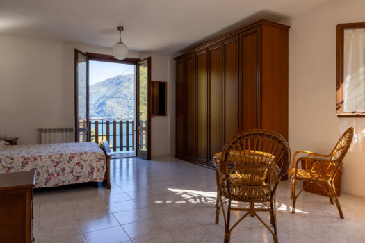 Villa con splendida vista lago a San Siro – vicino al lago