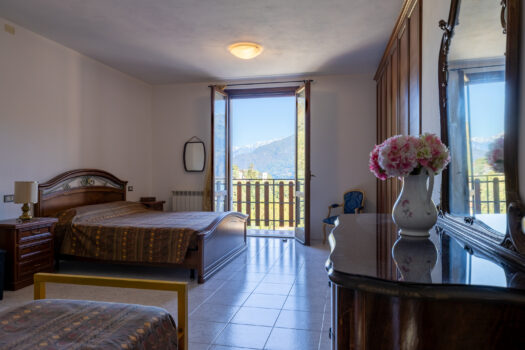 Villa con splendida vista lago a San Siro – vicino al lago