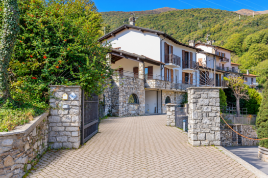 Villa con splendida vista lago a San Siro – vicino al lago