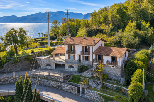 Villa con splendida vista lago a San Siro – vicino al lago